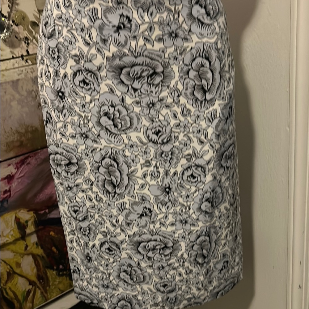 Ann Taylor Black and White Pencil Skirt Knee-Length Work - Picture 2 of 7